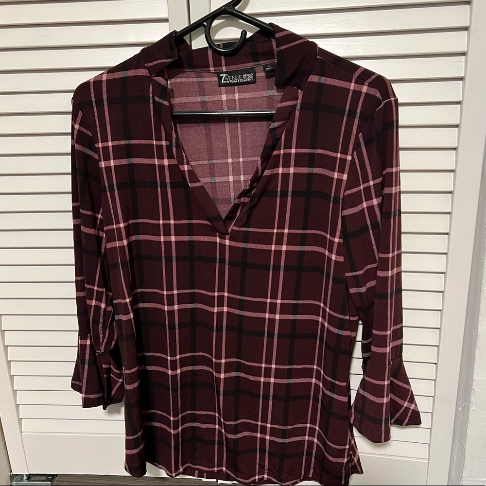 NY&C Long sleeve burgundy blouse with flare sleeve